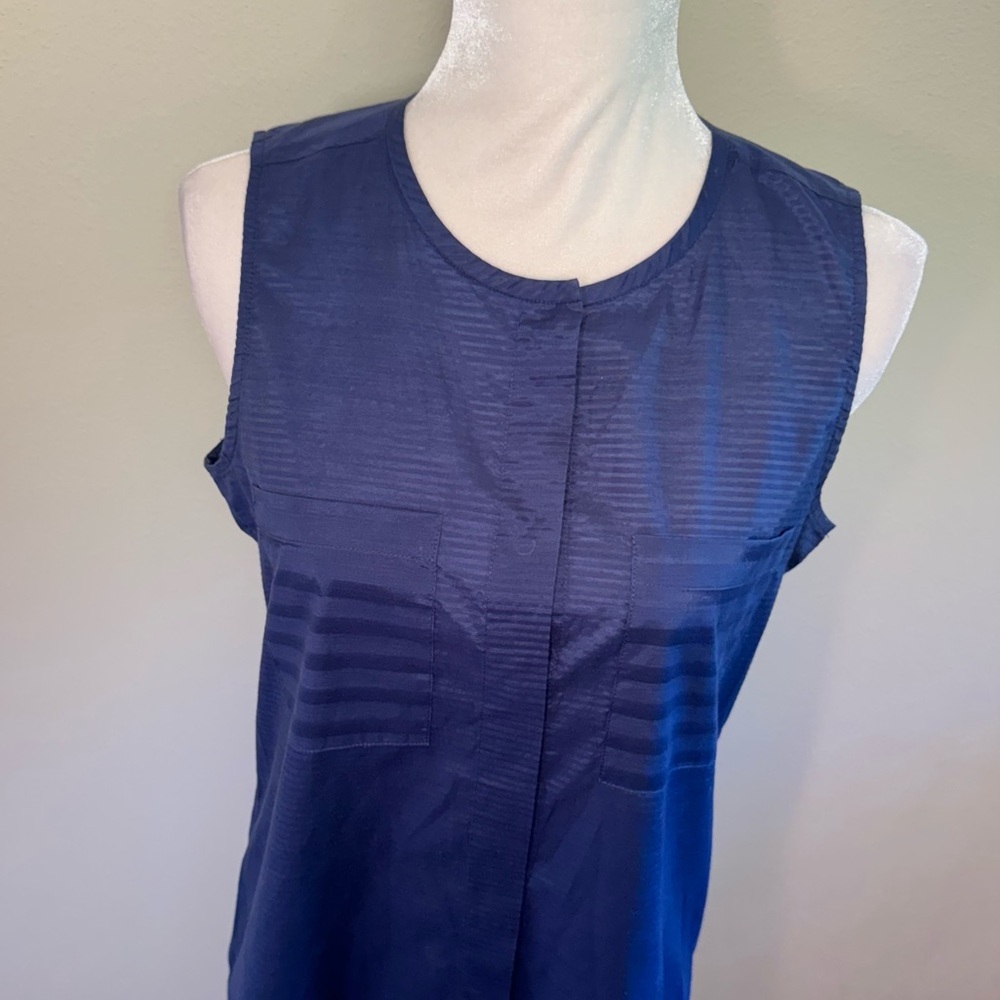 Theory Navy Blue Sleeveless Button Up Blouse - Picture 4 of 16